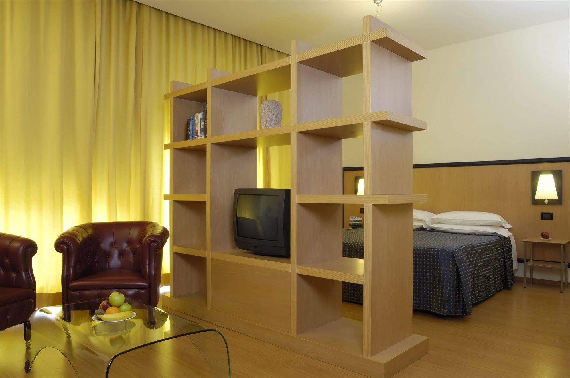 Hotel Masini Forlì Esterno foto
